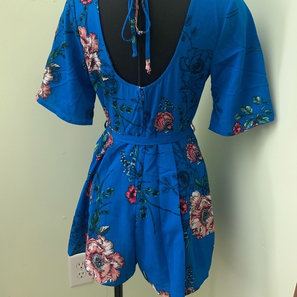 Blue flora romper - Picture 5 of 5